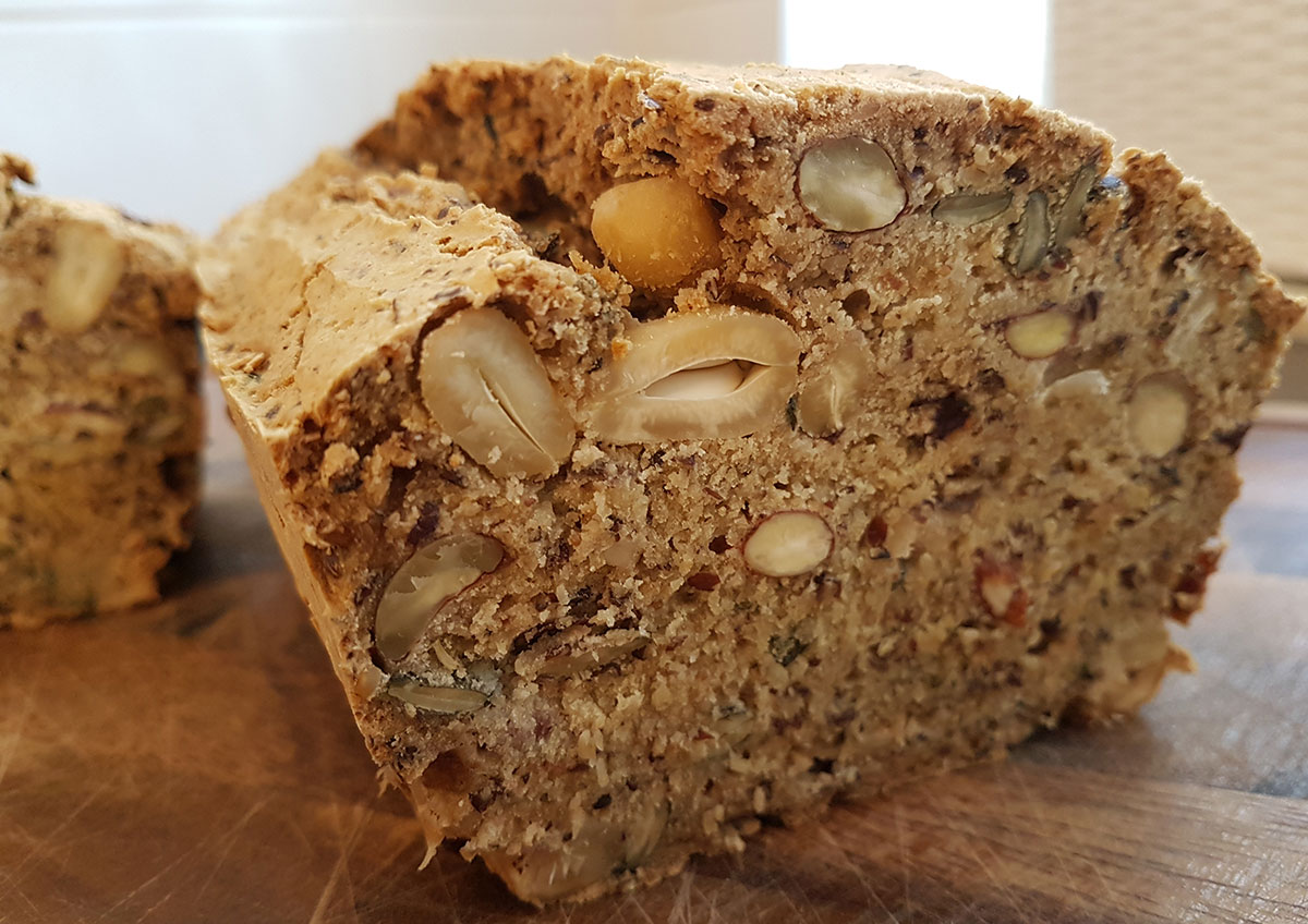 Selbstgemachtes glutenfreies Brot