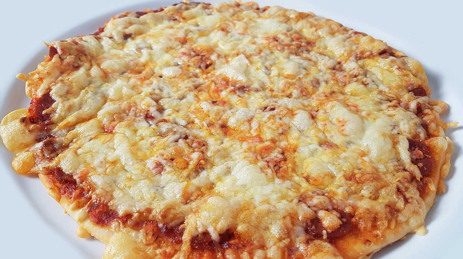 Salami-Pizza Rezept